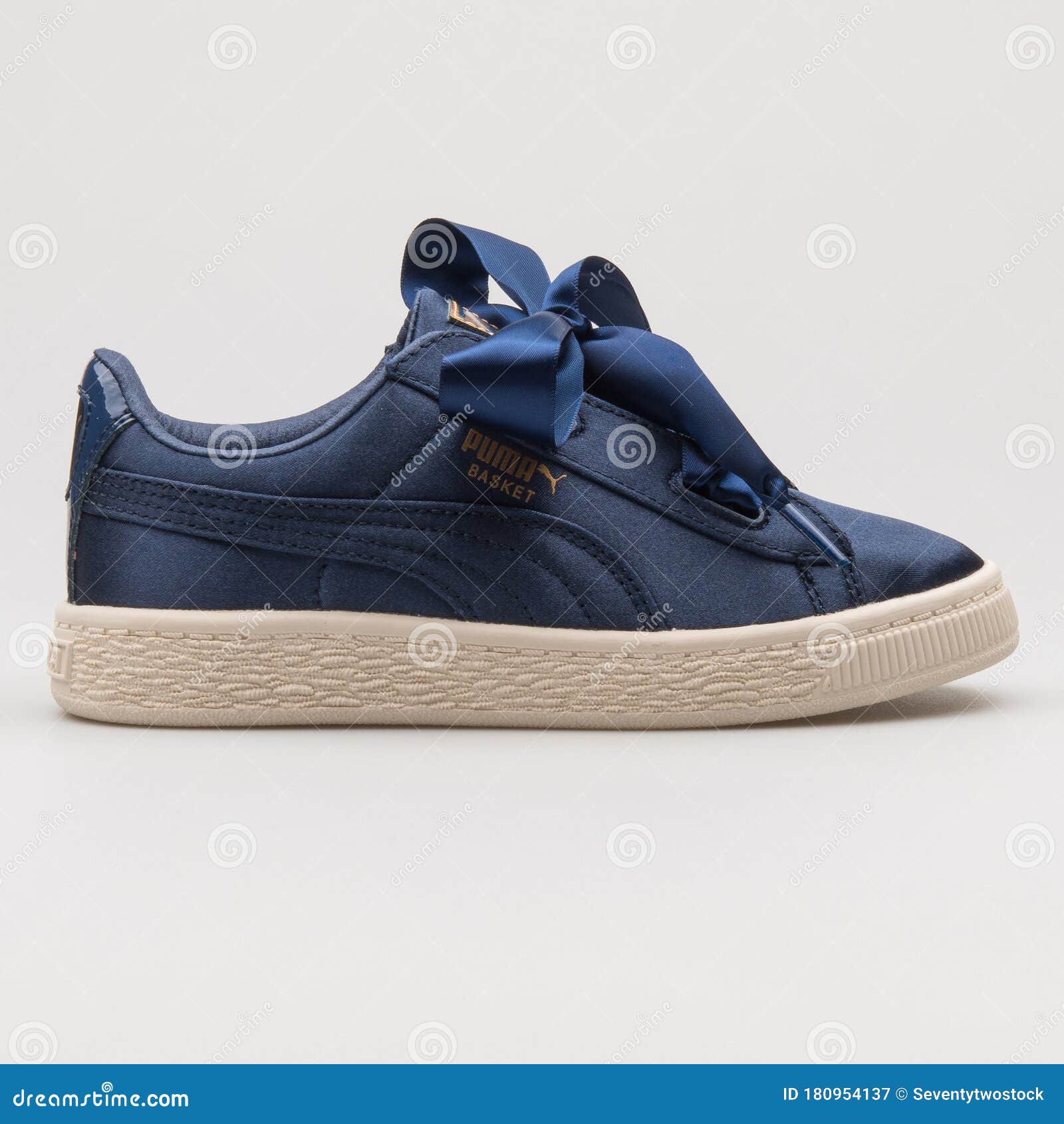 puma heart basket blue