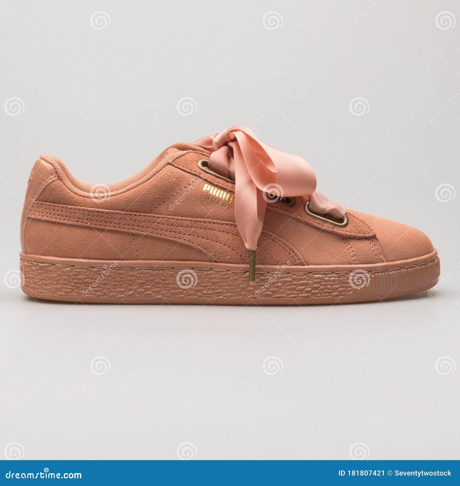 puma suede heart sneaker