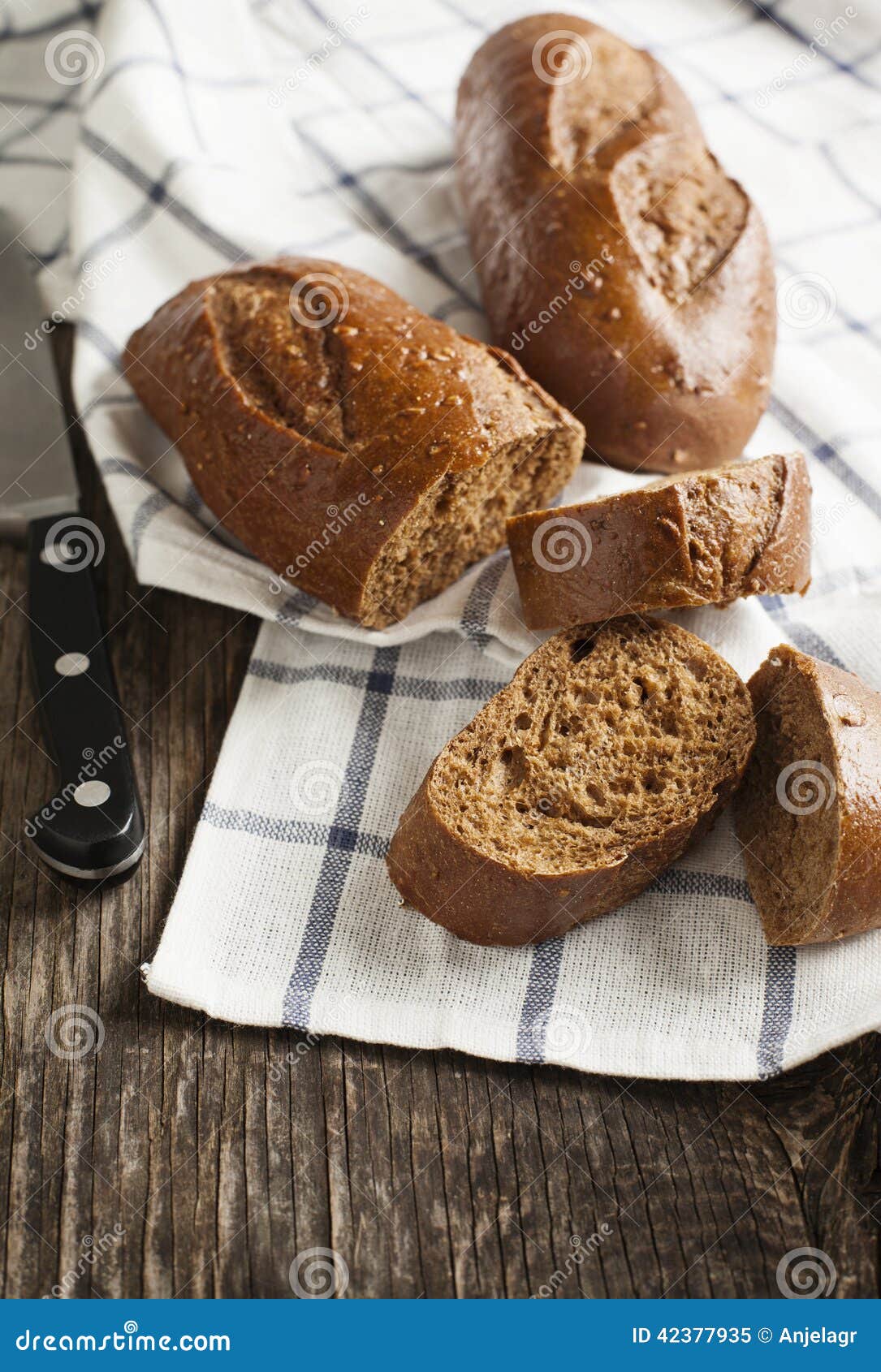 Pumpernickel buns stock image. Image of dinner, delicious 42377935