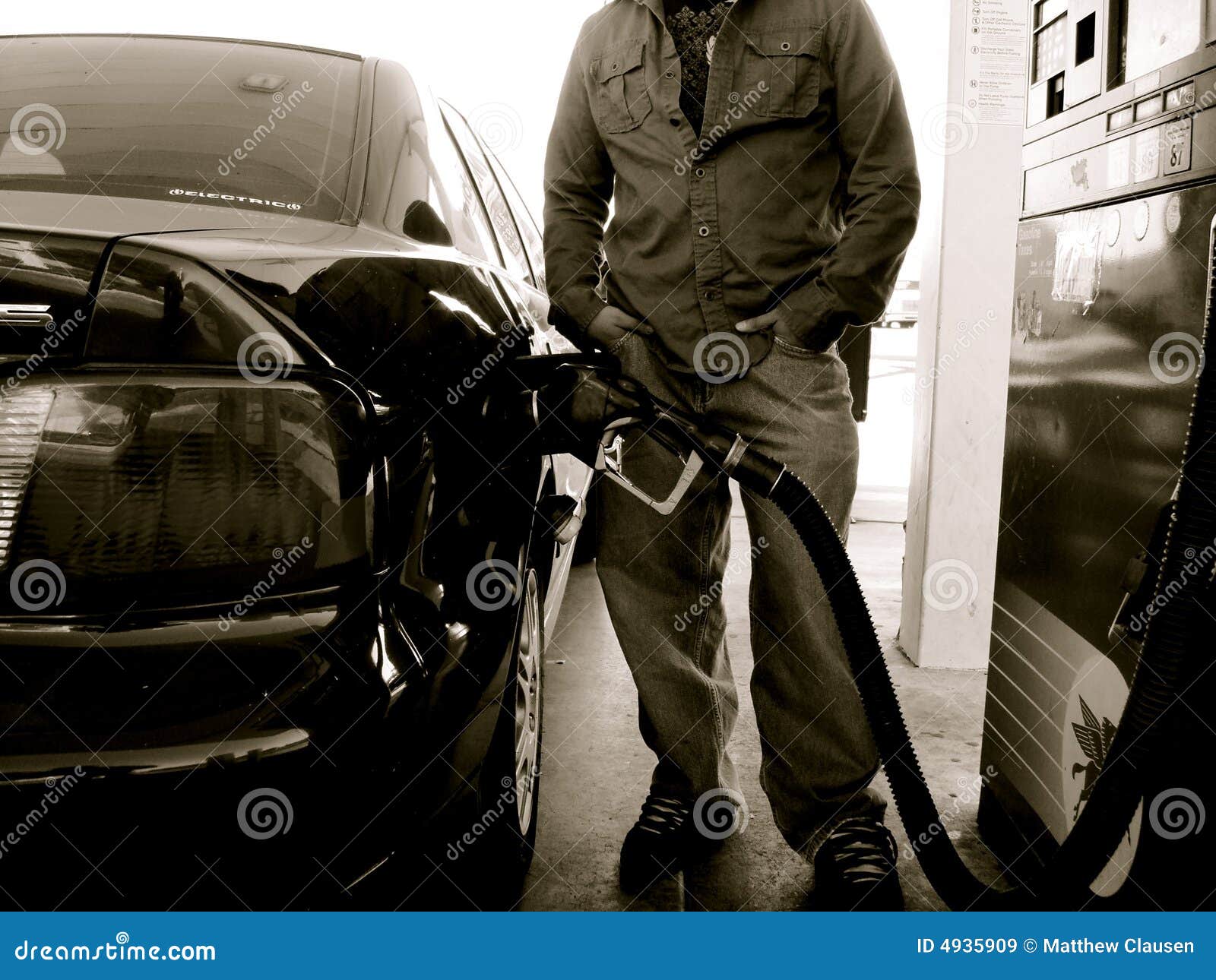 Pumping Gas stock image. Image of benzine, filler, gasstation 4935909