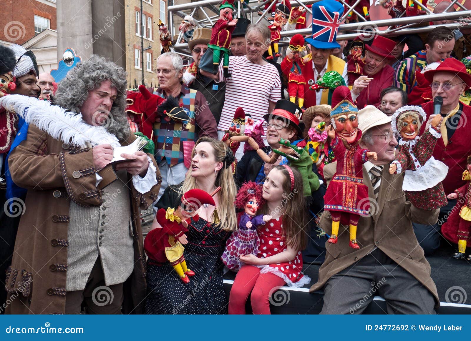 Punch And Judy Performance, Weymouth Editorial Image CartoonDealer