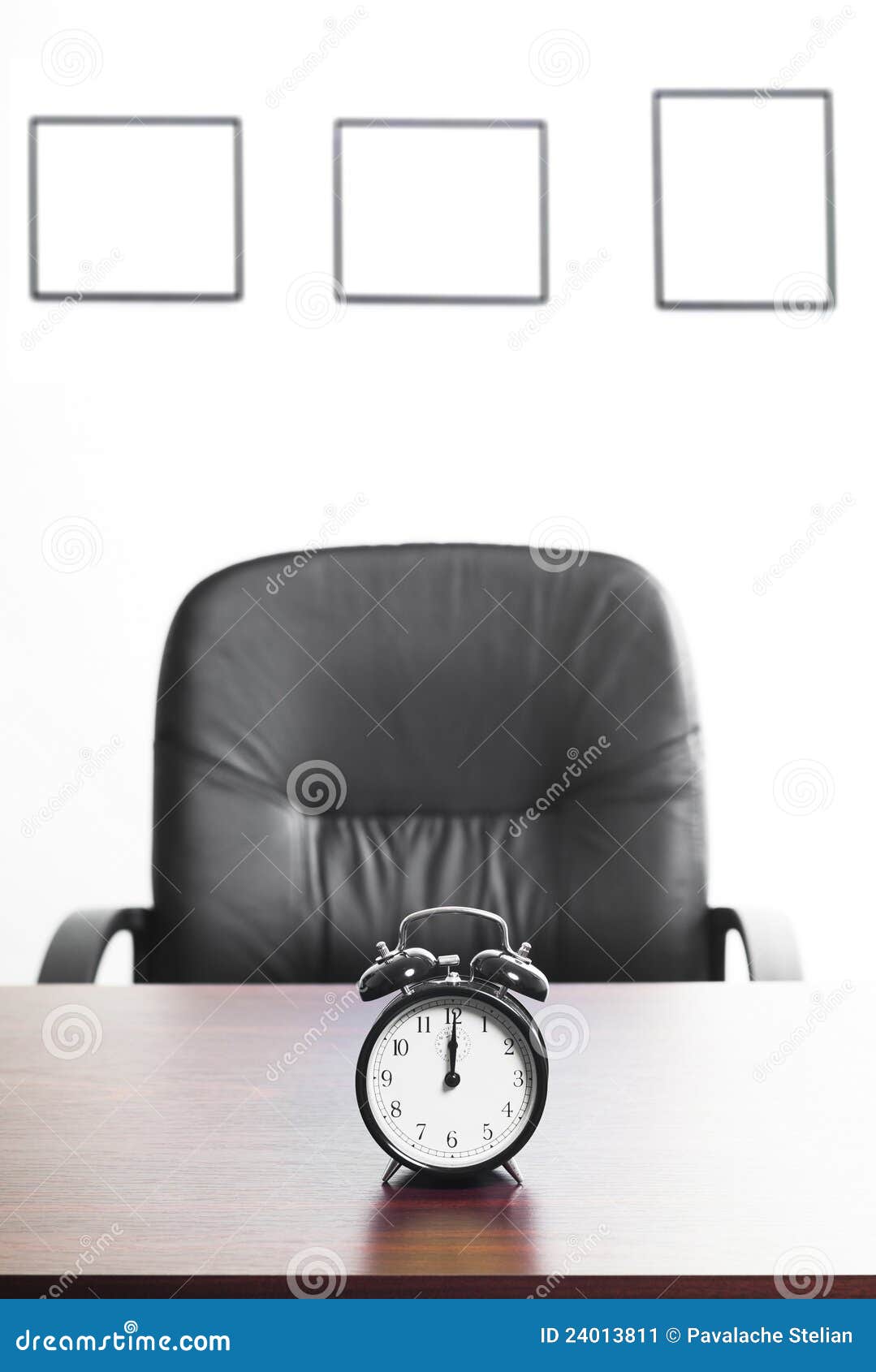 punctuality in business