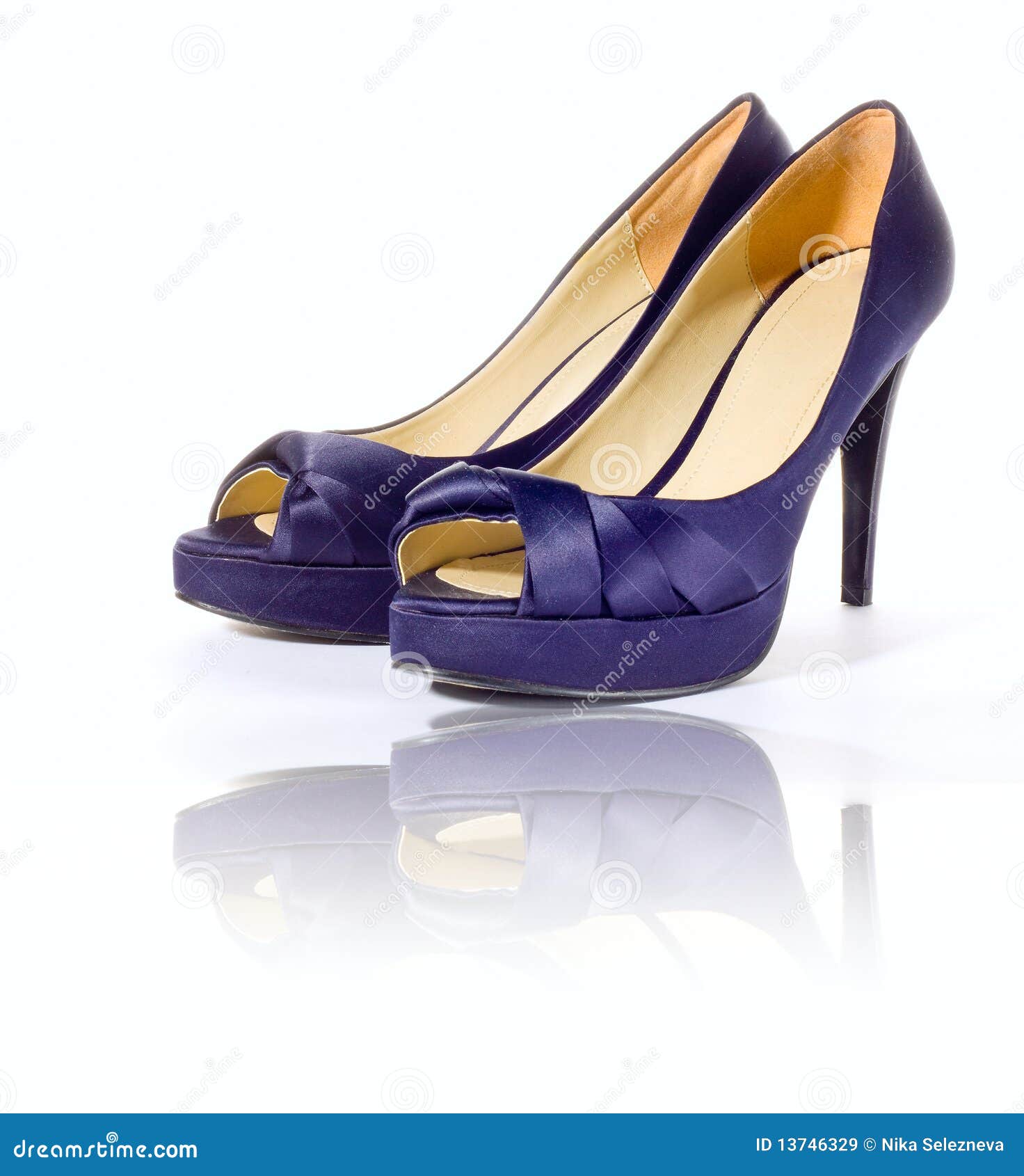 Purple Shoes stock image. Image of deep, purple, pump - 13746329