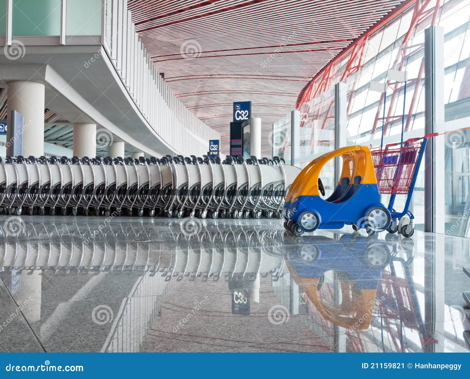 Push cart at the airport stock image. Image of arranging 21159821