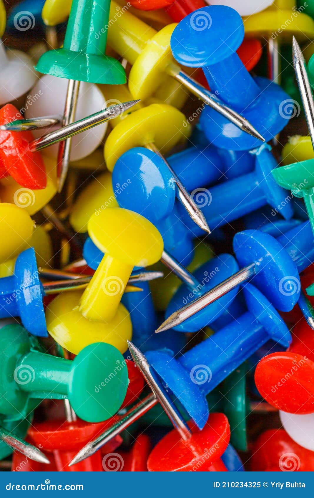 Push Pins Isolated on White Background. Colourful Push-pin Thumbtack ...