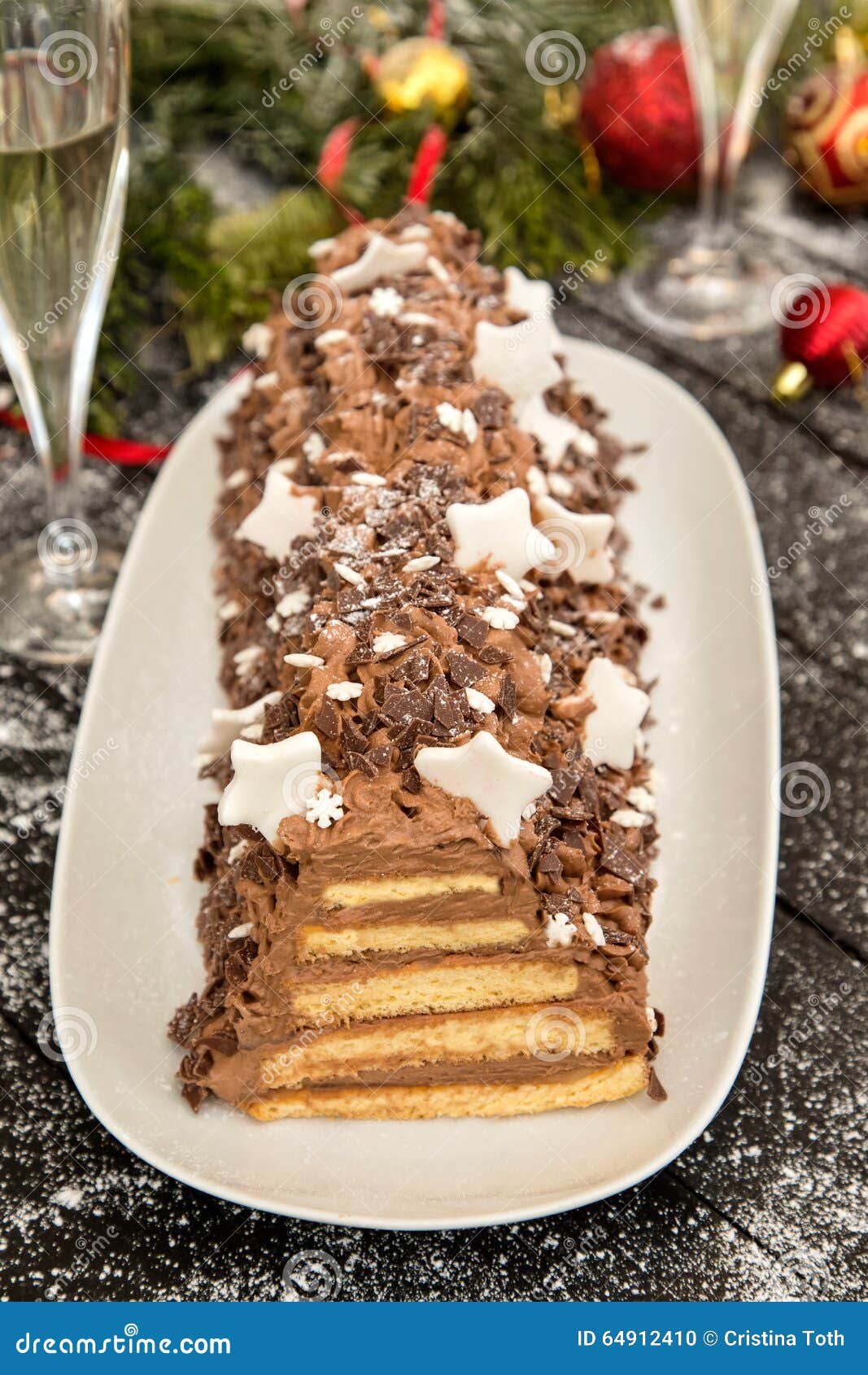 Pyramide De Gateau De Chocolat Photo Stock Image Du Chocolat Pyramide Pyramide De Gateau De Chocolat Photo Stock Image Du Chocolat Pyramide