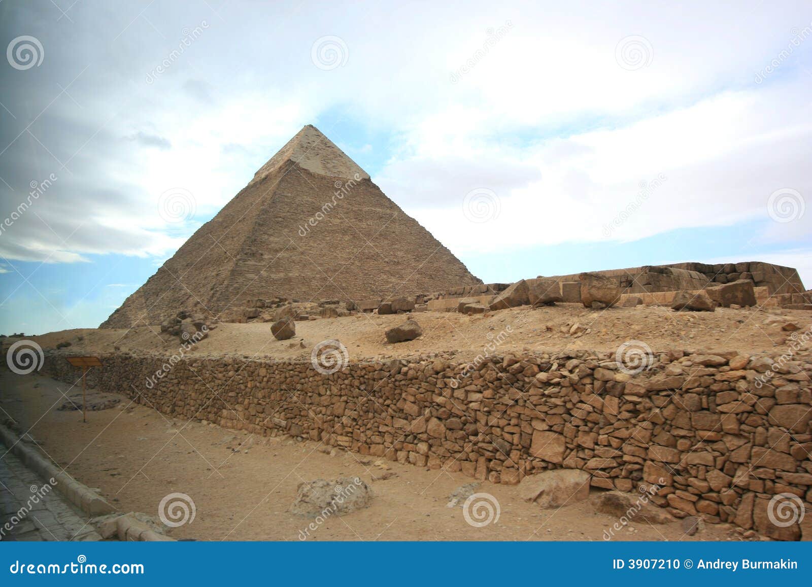 Die große Pyramide von Cheops in Giza