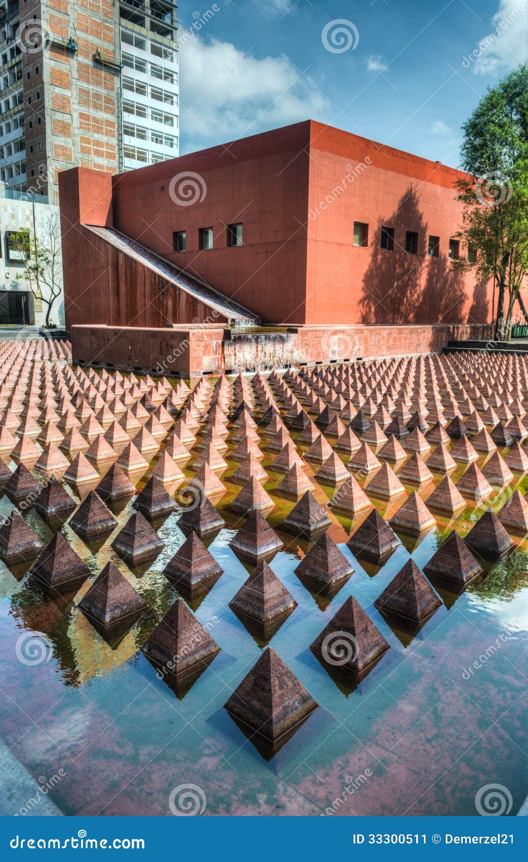 pyramids of plaza juarez