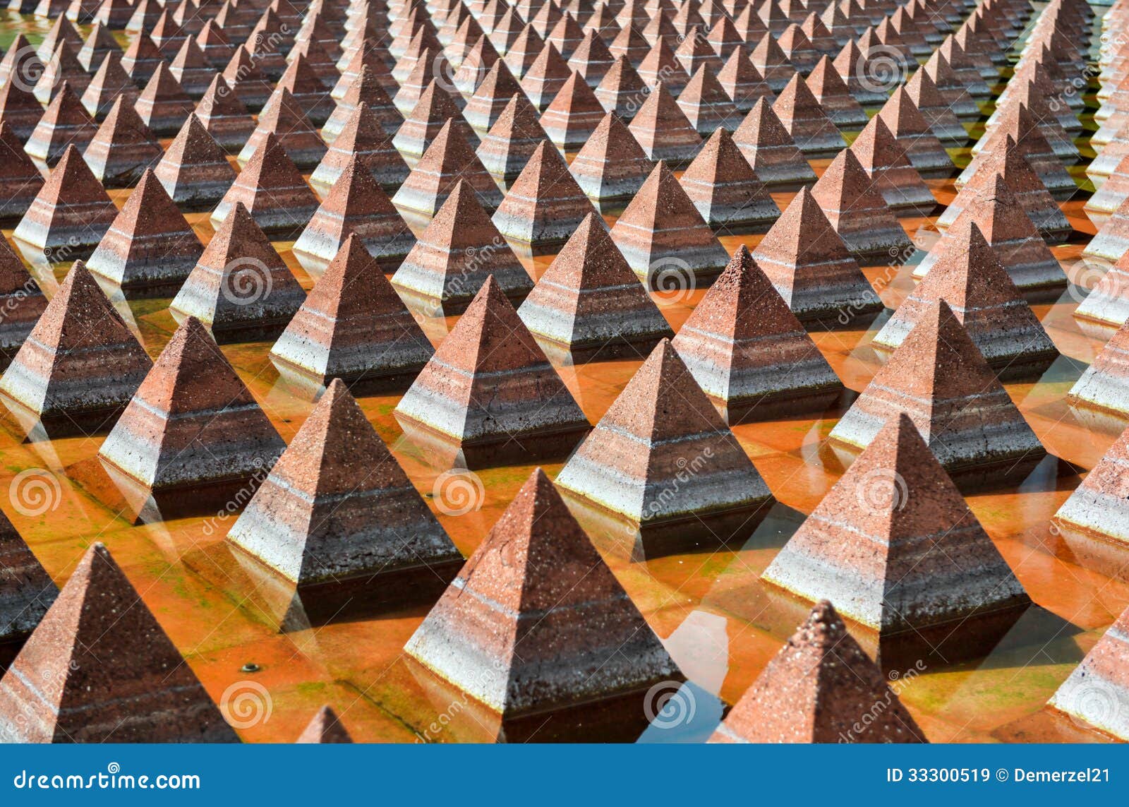 pyramids of plaza juarez
