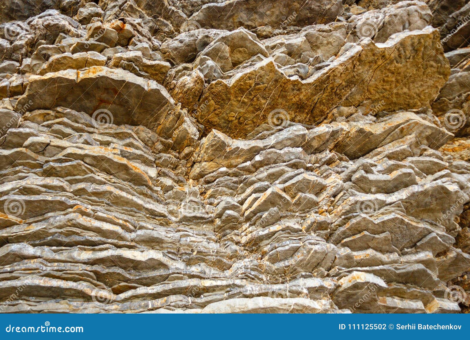 Płatowate skały, geologiczna struktura, kamienna tekstura Montenegro