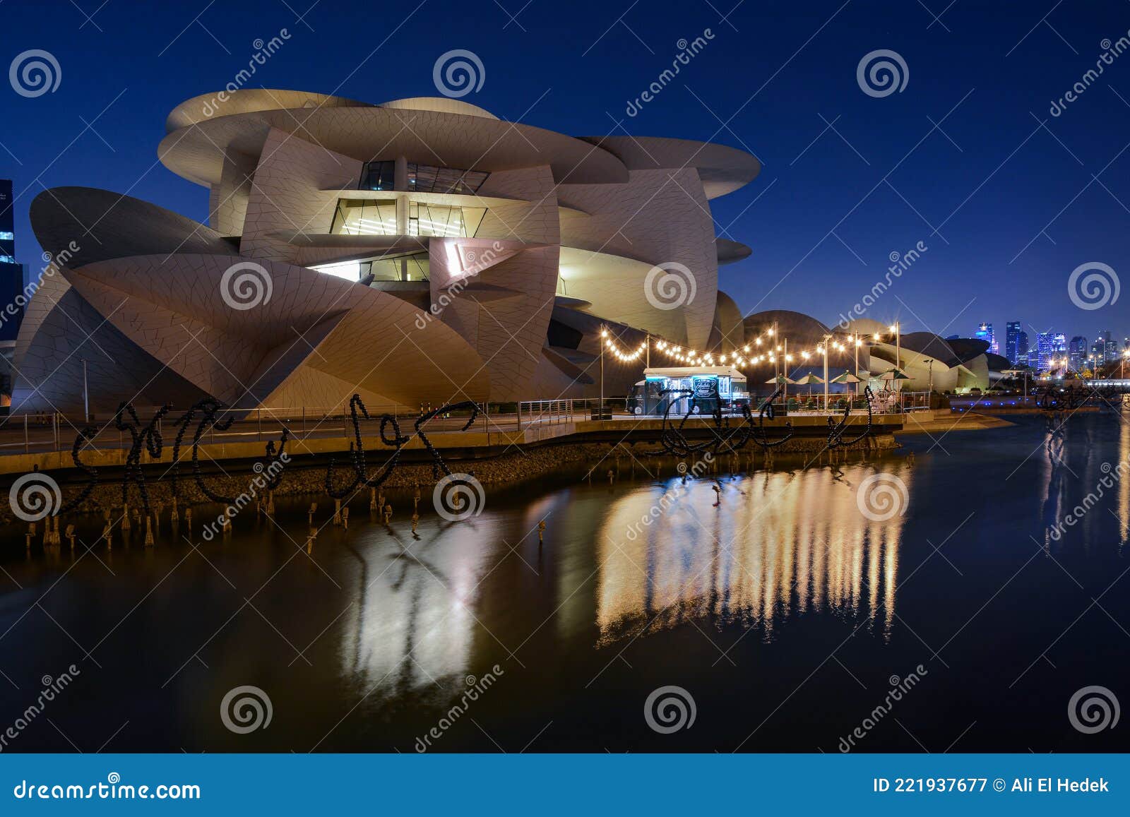 Qatar National Museum editorial photography. Image of night - 221937677