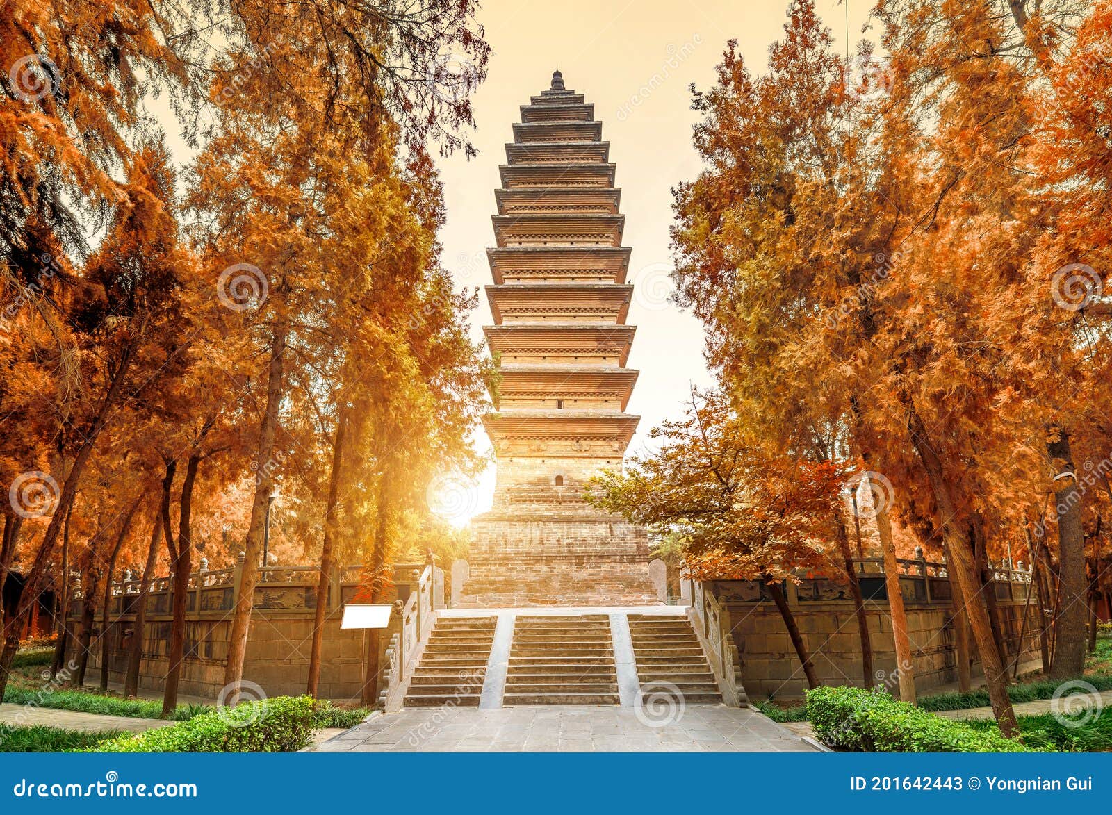 qiyun pagoda of baima temple, luoyang, china