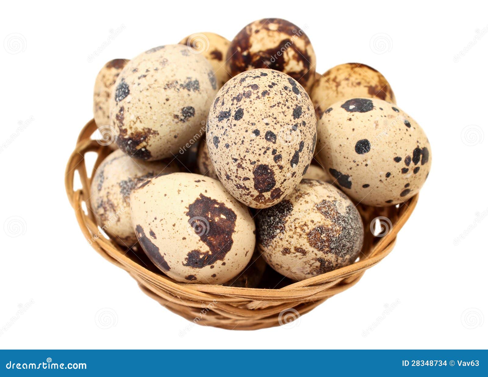 Quail eggs in a basket stock photo. Image of shape, straw 28348734