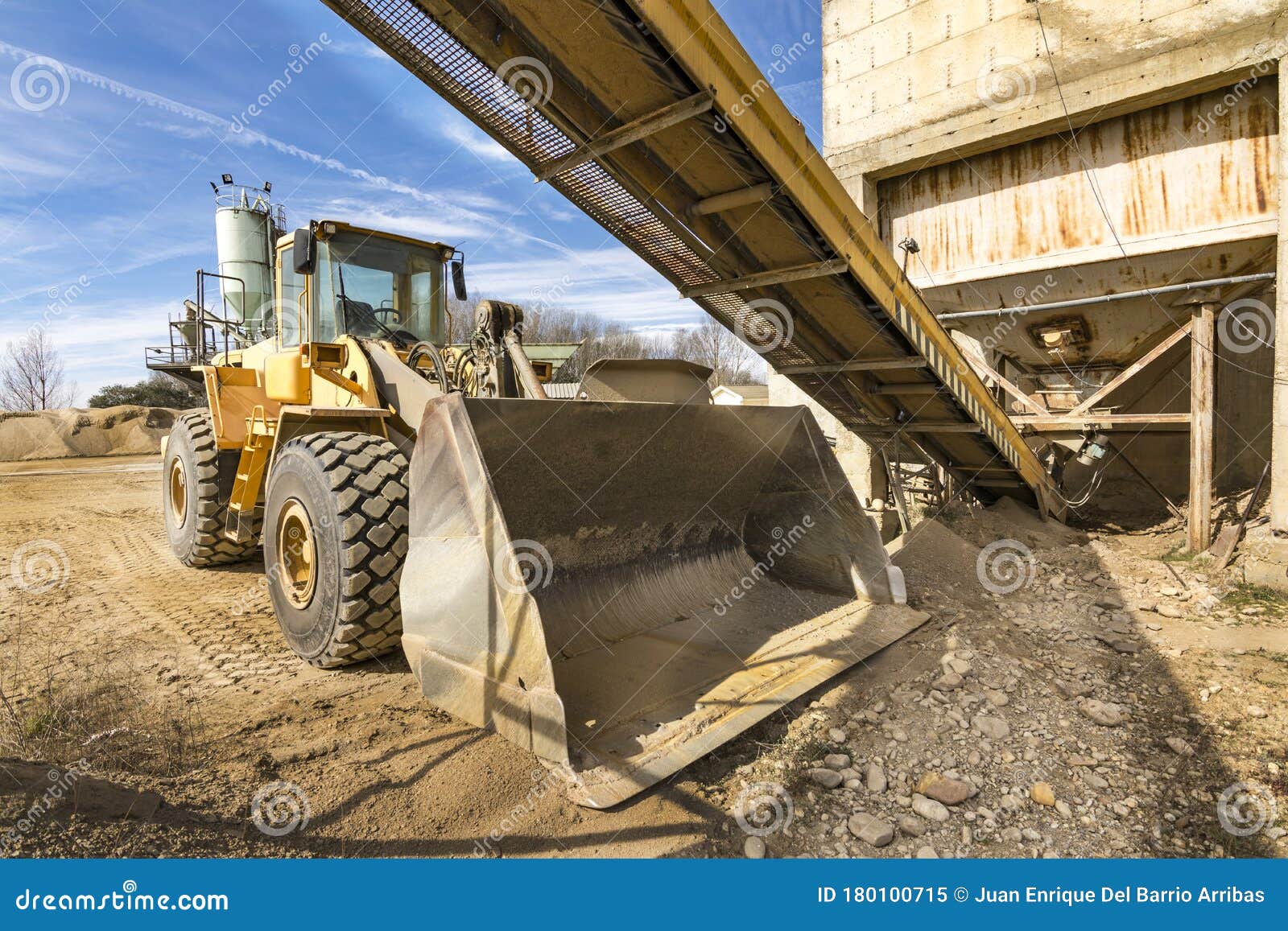 Quarry Aggregate with Heavy Duty Machinery Stock Image Image of