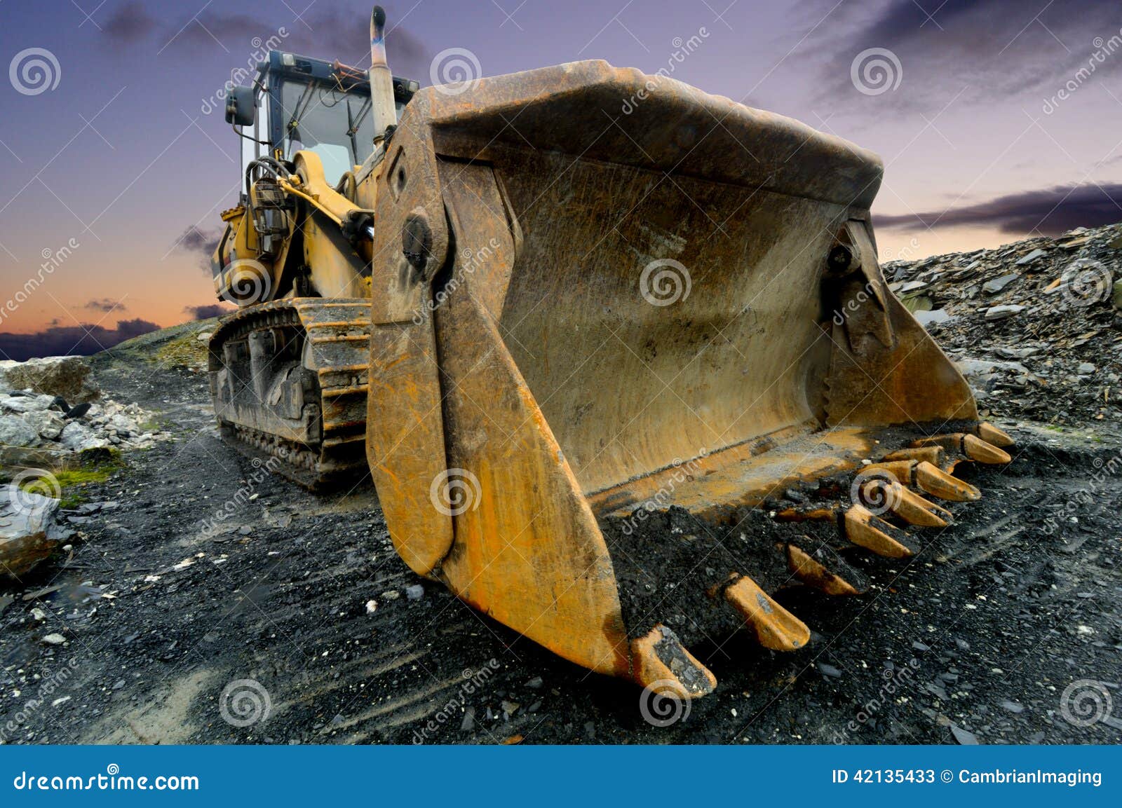 Quarry Shovel stock image. Image of machinery, industry 42135433