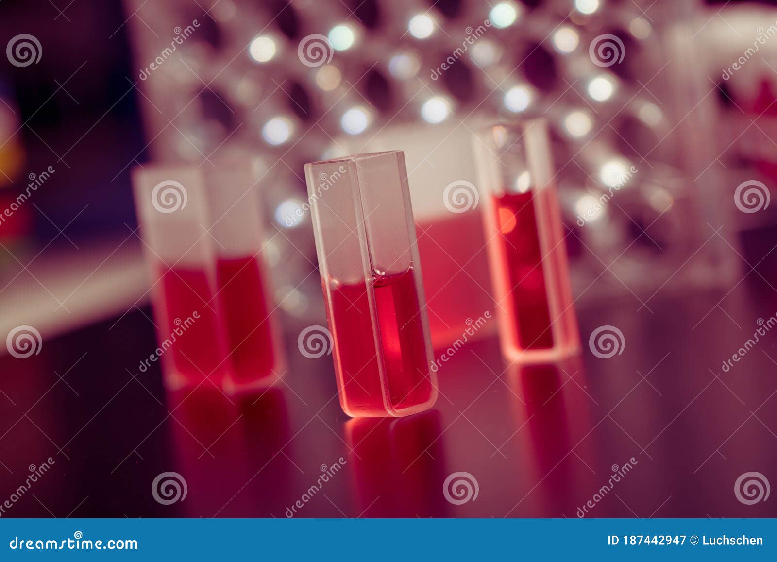 Quartz Cuvettes for Chromatography and Spectrophotometry in the Study