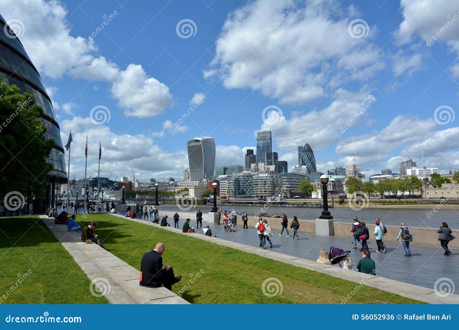 The Queen S South Bank Walk London UK Editorial Photo - Image of queen ...