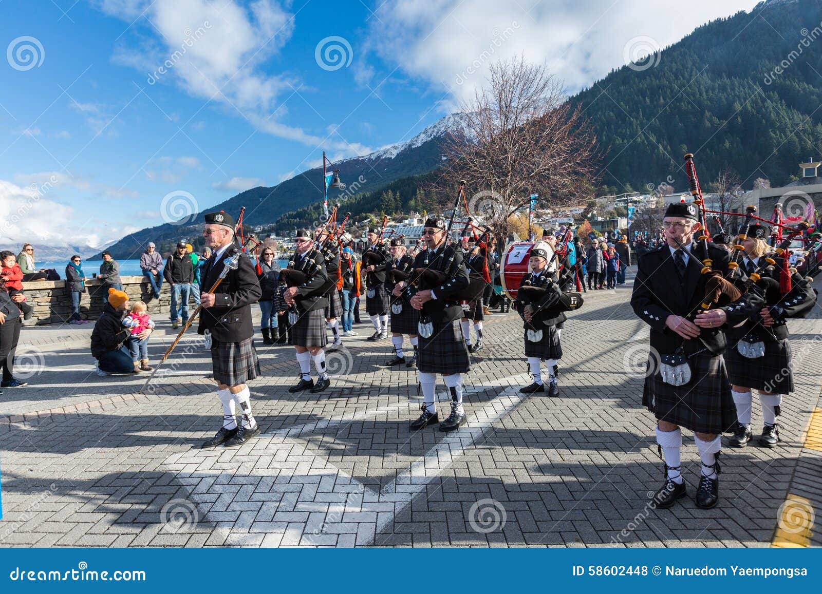 QueenstownWinterFestival 2015 Redaktionelles Stockfoto Bild von