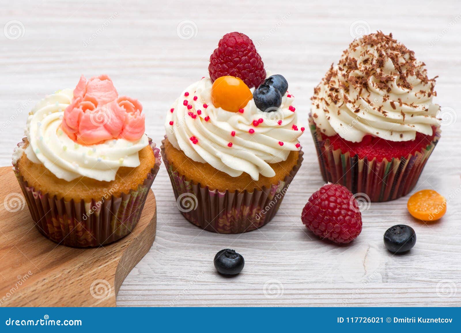 Lindo Cupcake De Chocolate Com Creme Branco PNG , Chocolate, Bolos De Copo,  Bolo PNG Imagem para download gratuito, image size:1600x1158