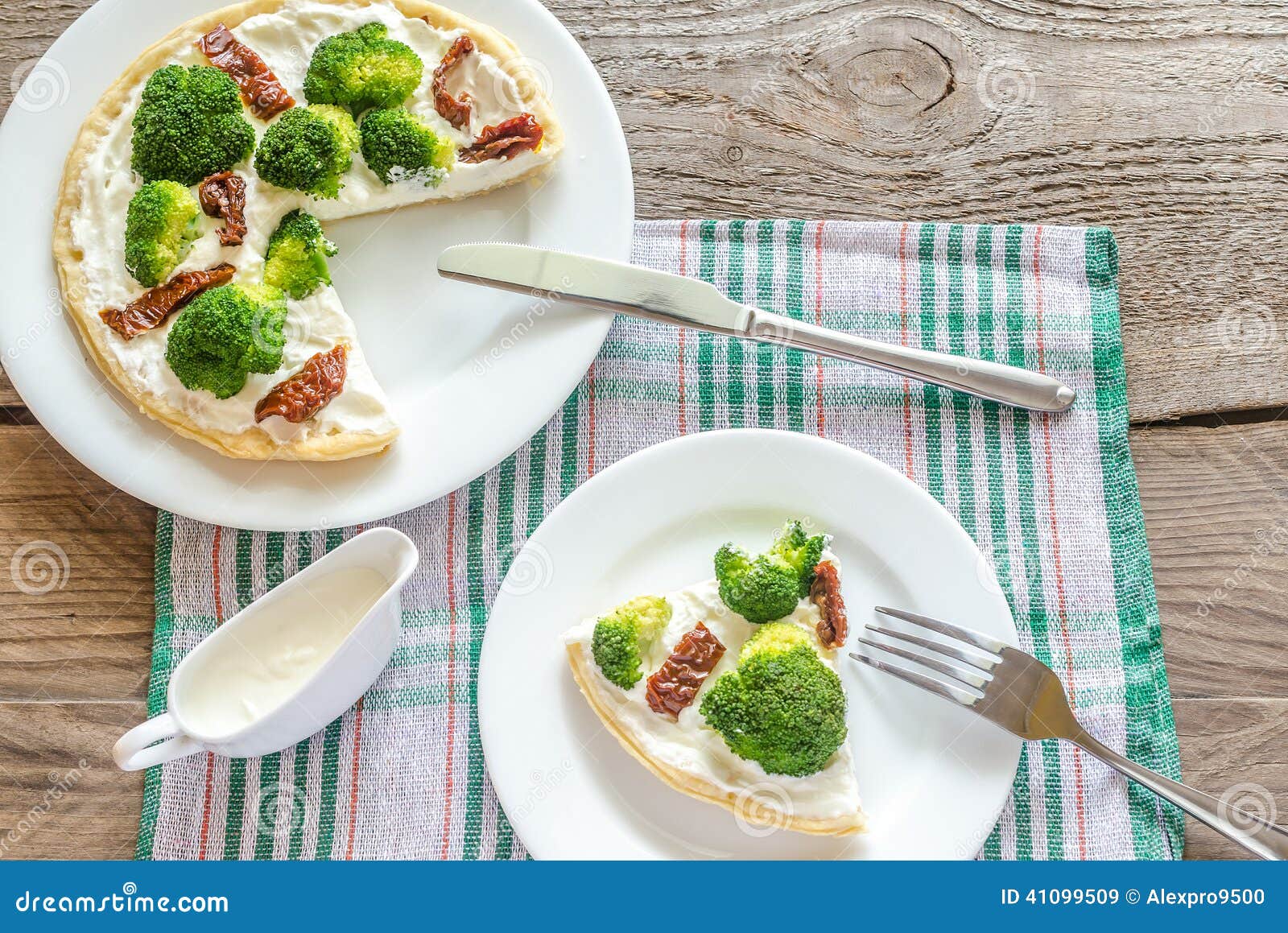 Quiche with Broccoli and Sun Dried Tomatoes Stock Image Image of