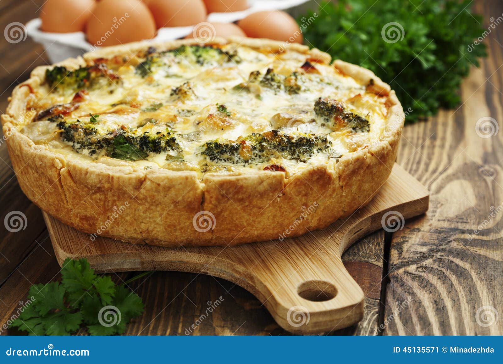 Quiche Lorraine with Chicken, Mushrooms and Broccoli Stock Image
