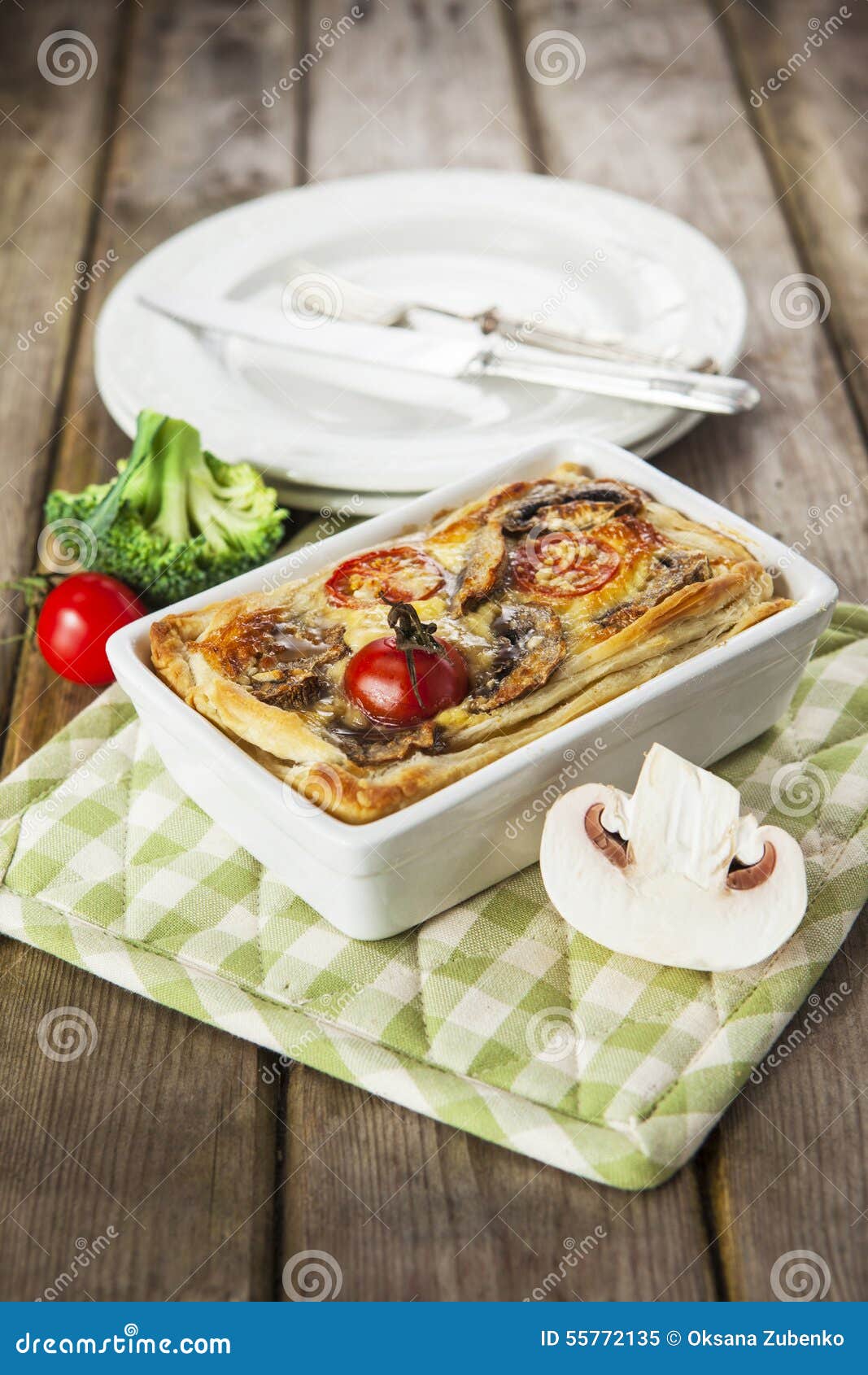 Quiche Lorraine with Chicken, Mushrooms, Broccoli and Tomatoes Stock
