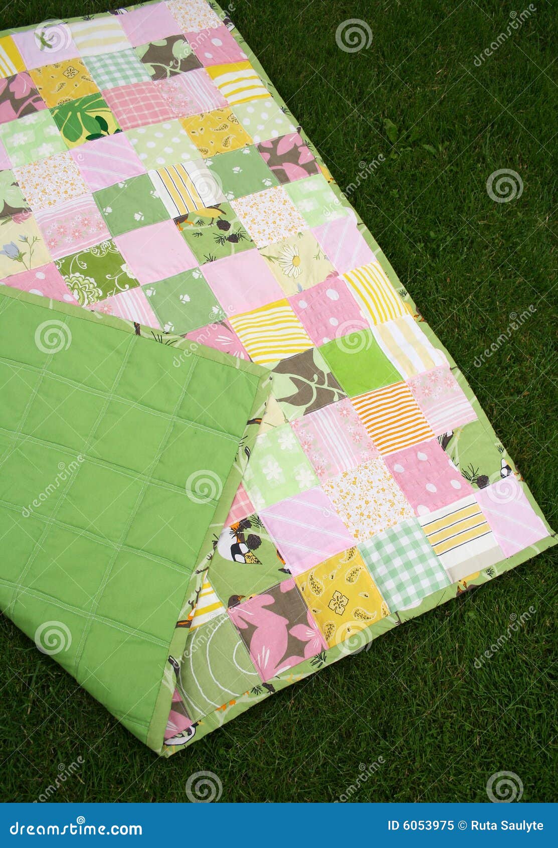 Quilt stock image. Image of grass, patchwork, crafts, comfortable 6053975