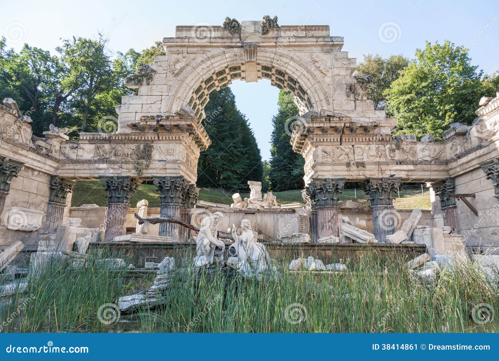 Römische Ruine In Den SchonbrunnGärten. Wien. Stockbild