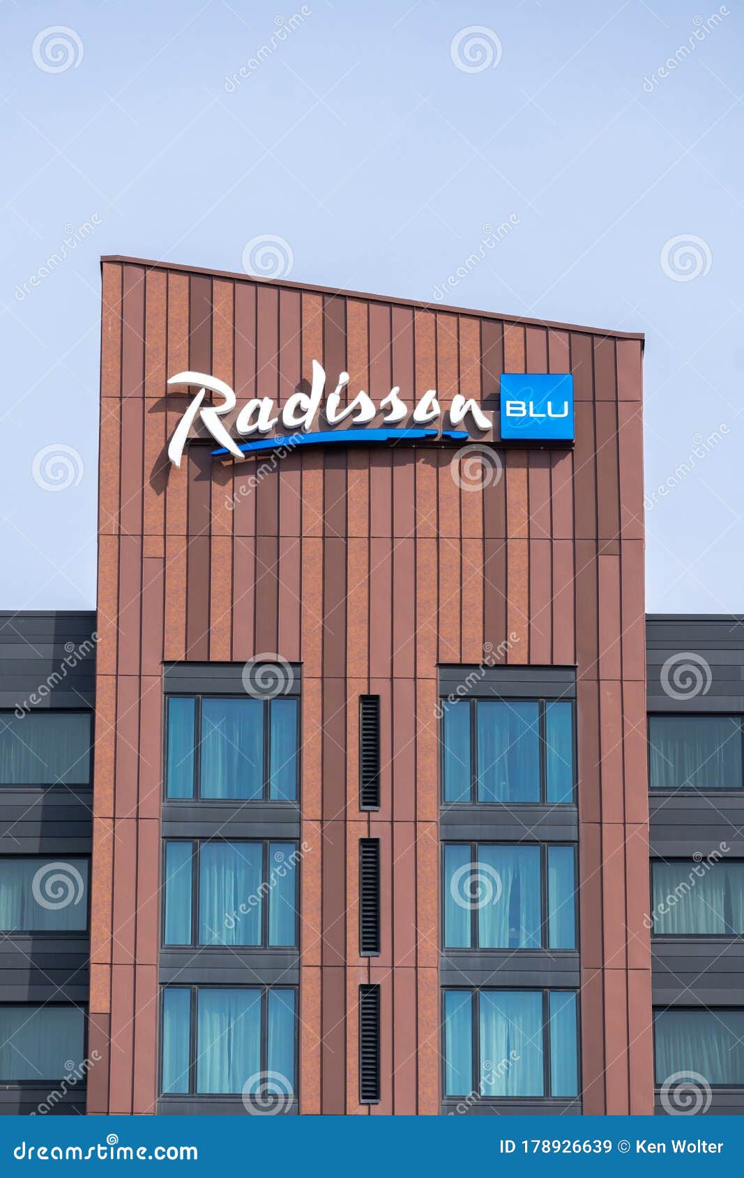 Radisson Logo To The Luxury Hotel Chain Editorial Image | CartoonDealer ...