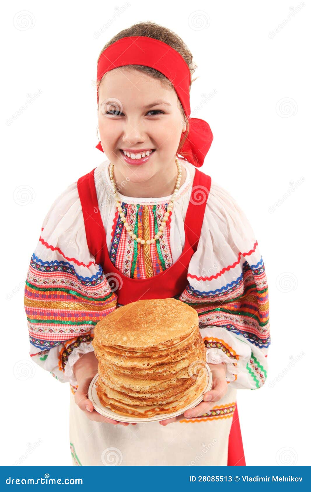 Девушка с блинами картинка. Девушка с блинами. Русские красавицы с блинами. Девушка в русском народном костюме с блинами. Девушка с блинами в национальном костюме.