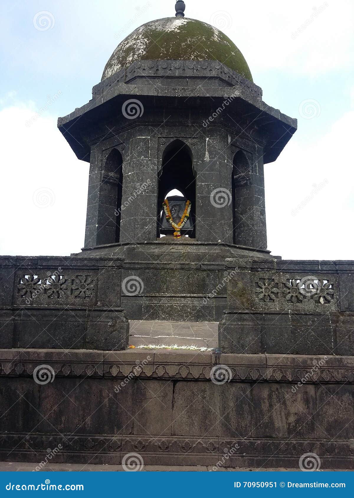 Om Thadkar on X This artwork is an embodiment of the Chatrapatis Empire  The Sahaydri Mountains at the back the flag and famous statue of Maharaj  from Raigad fort  composed in