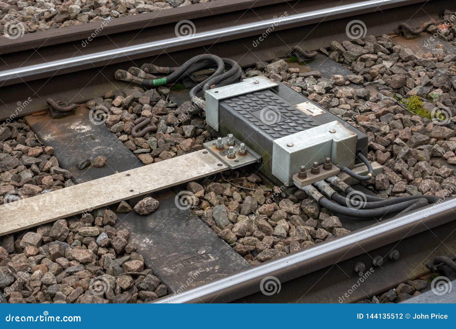 Railway Impedance bond