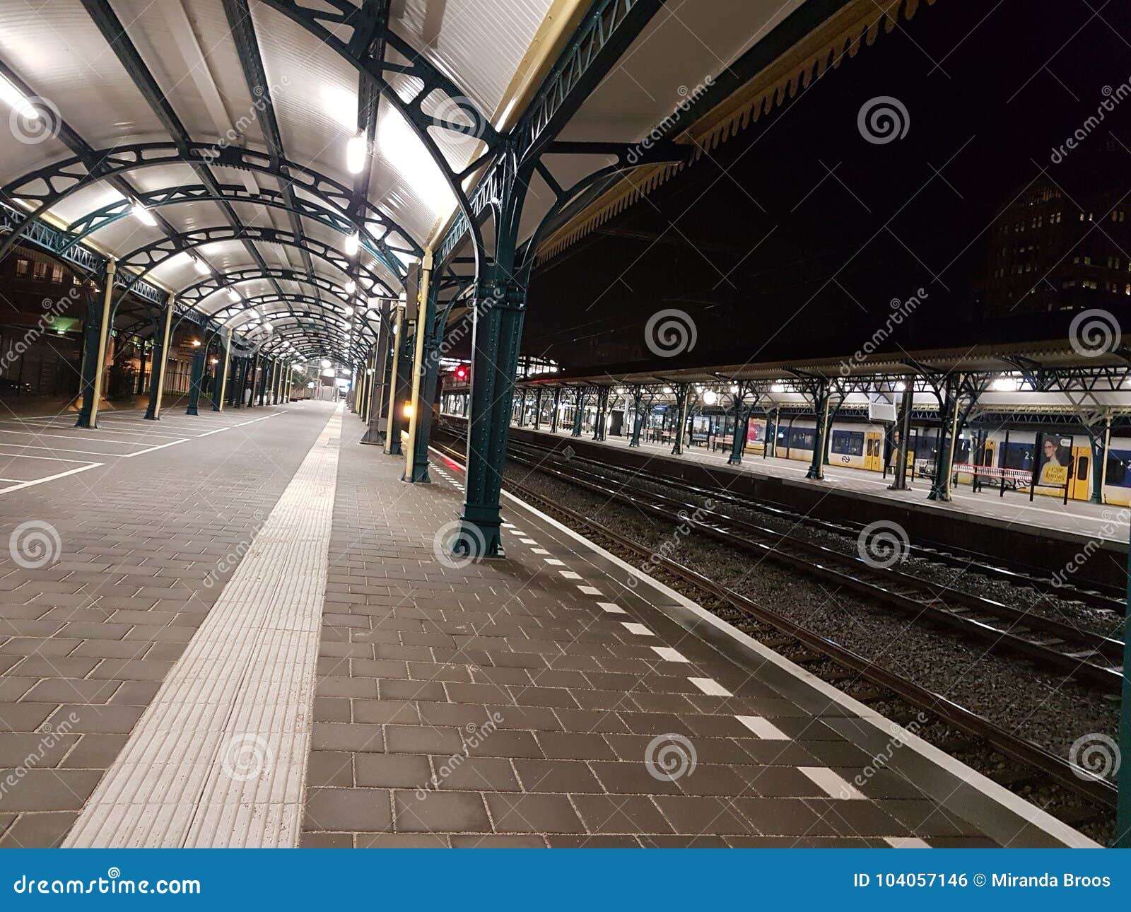 P En R Den Bosch Station Railway station den Bosch editorial photo. Image of work - 104057146