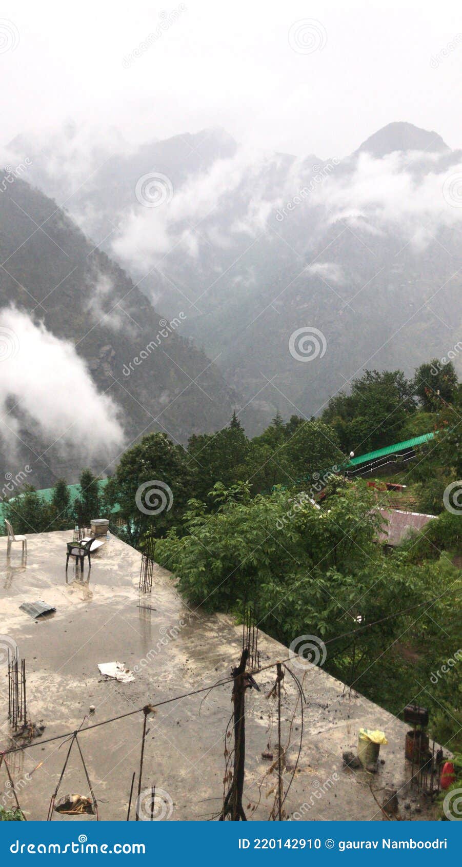 rainy sesion in auli uttarakhand joshimath badrinath