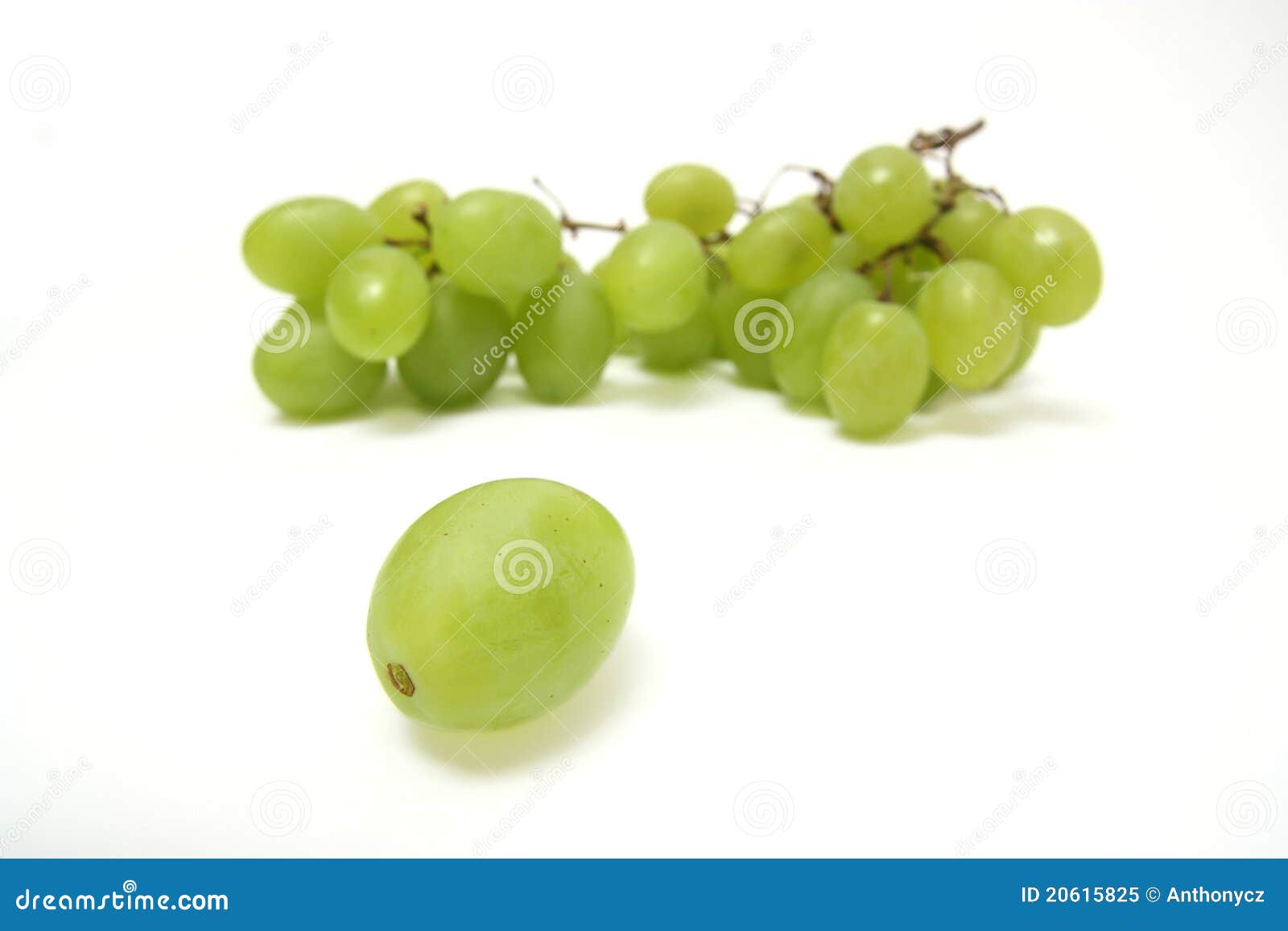 Raisin vert image stock. Image du raisin, rafraîchissement 20615825