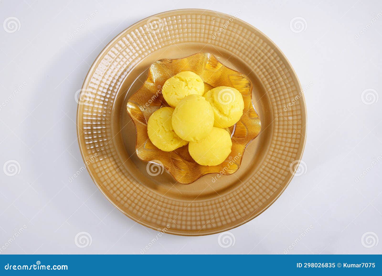 Rajbhog or Yellow Bengali Rasgulla or Cham Cham Stock Image Image of