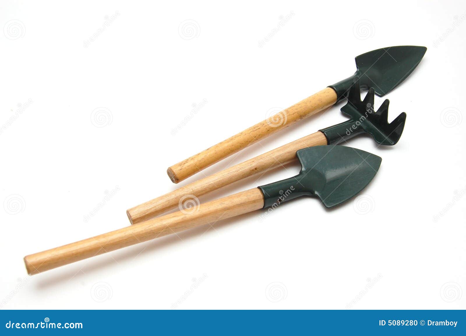 Rake And Shovel Picture. Image 5089280