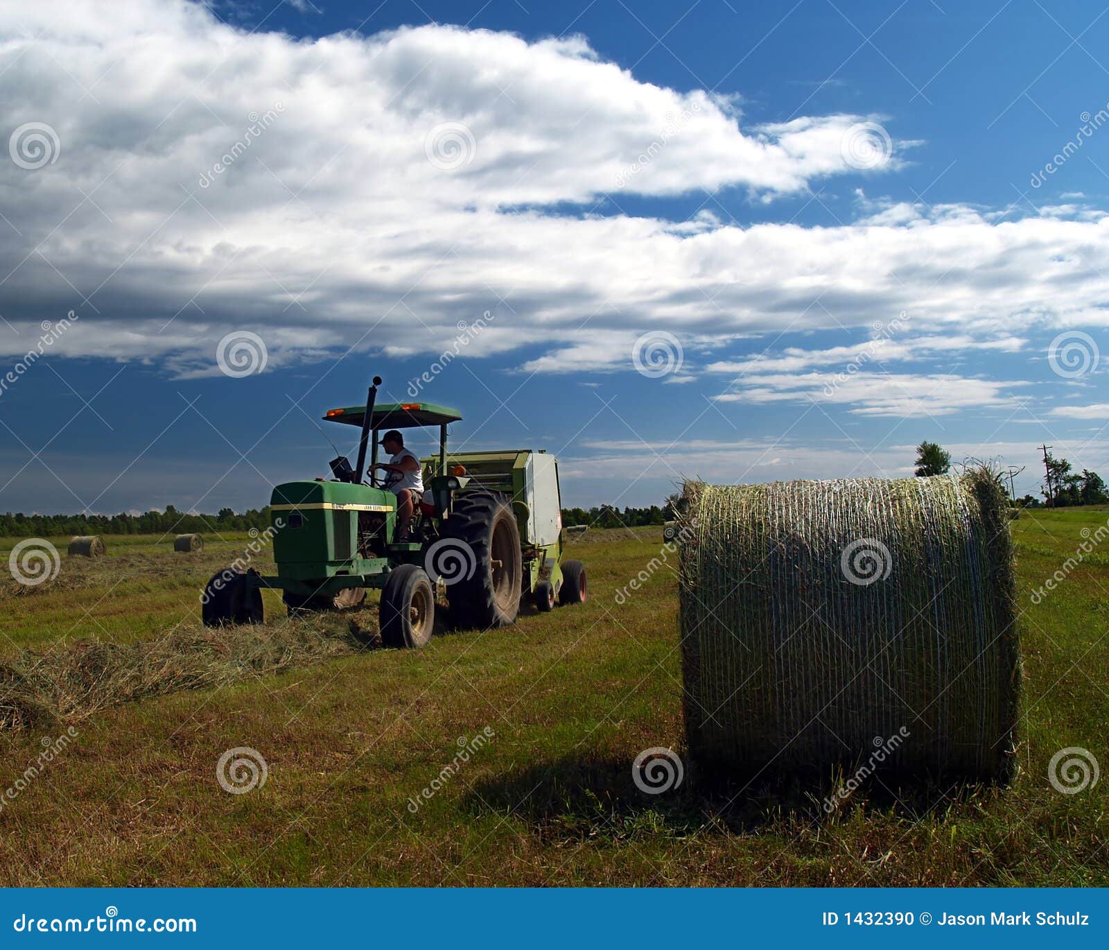 Raking Rolls of Hay 2 editorial image. Image of alfalfa 1432390