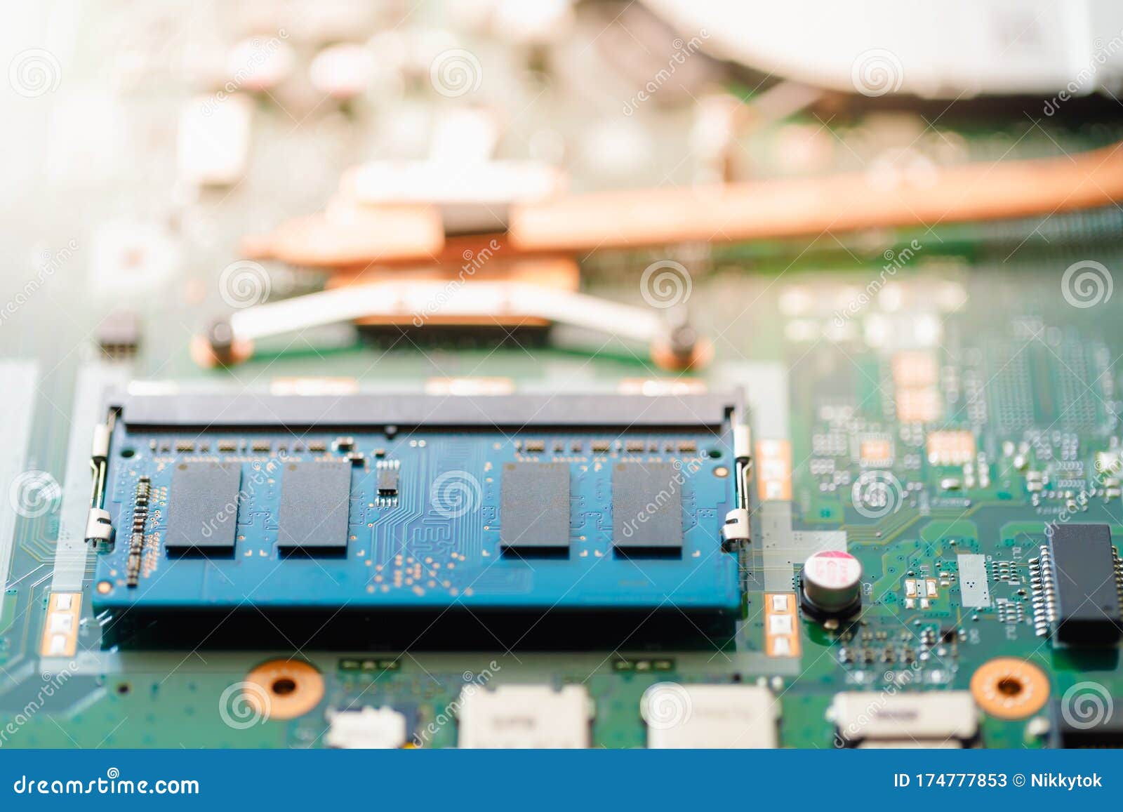 ram so-dimm ddr4 memory module