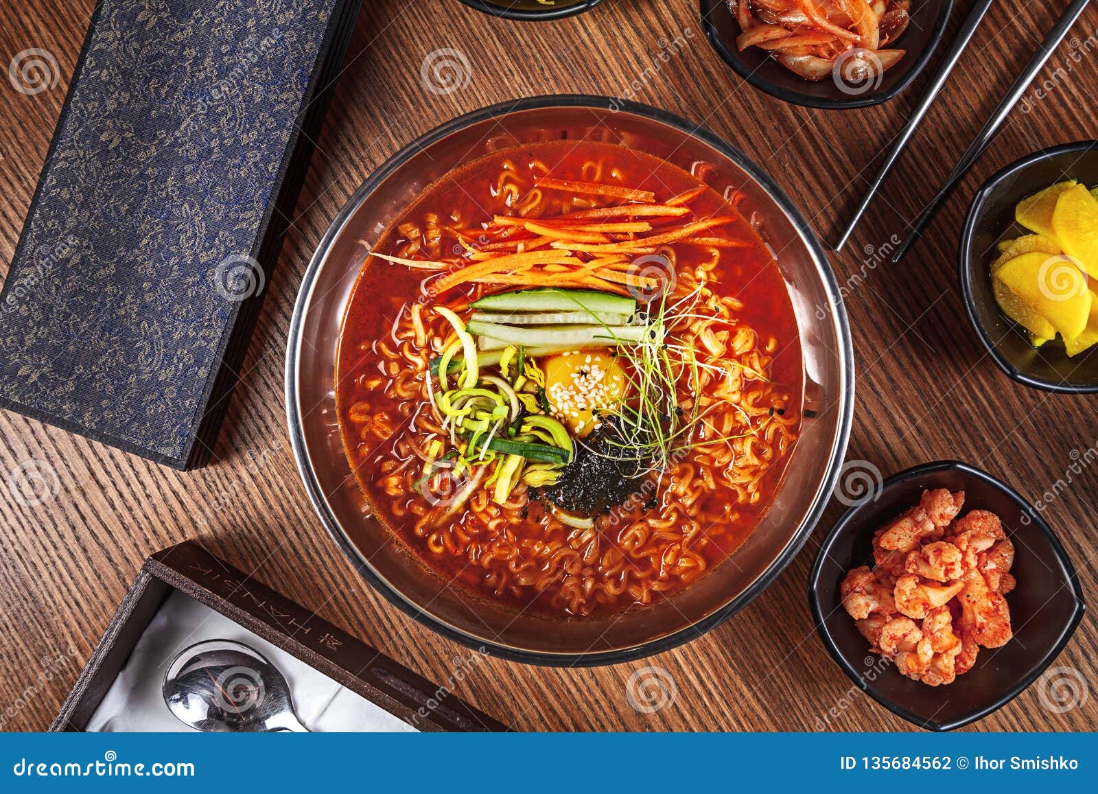 Vue De Dessus Ramen Soupe De Ramen Coréenne Traditionnelle Avec