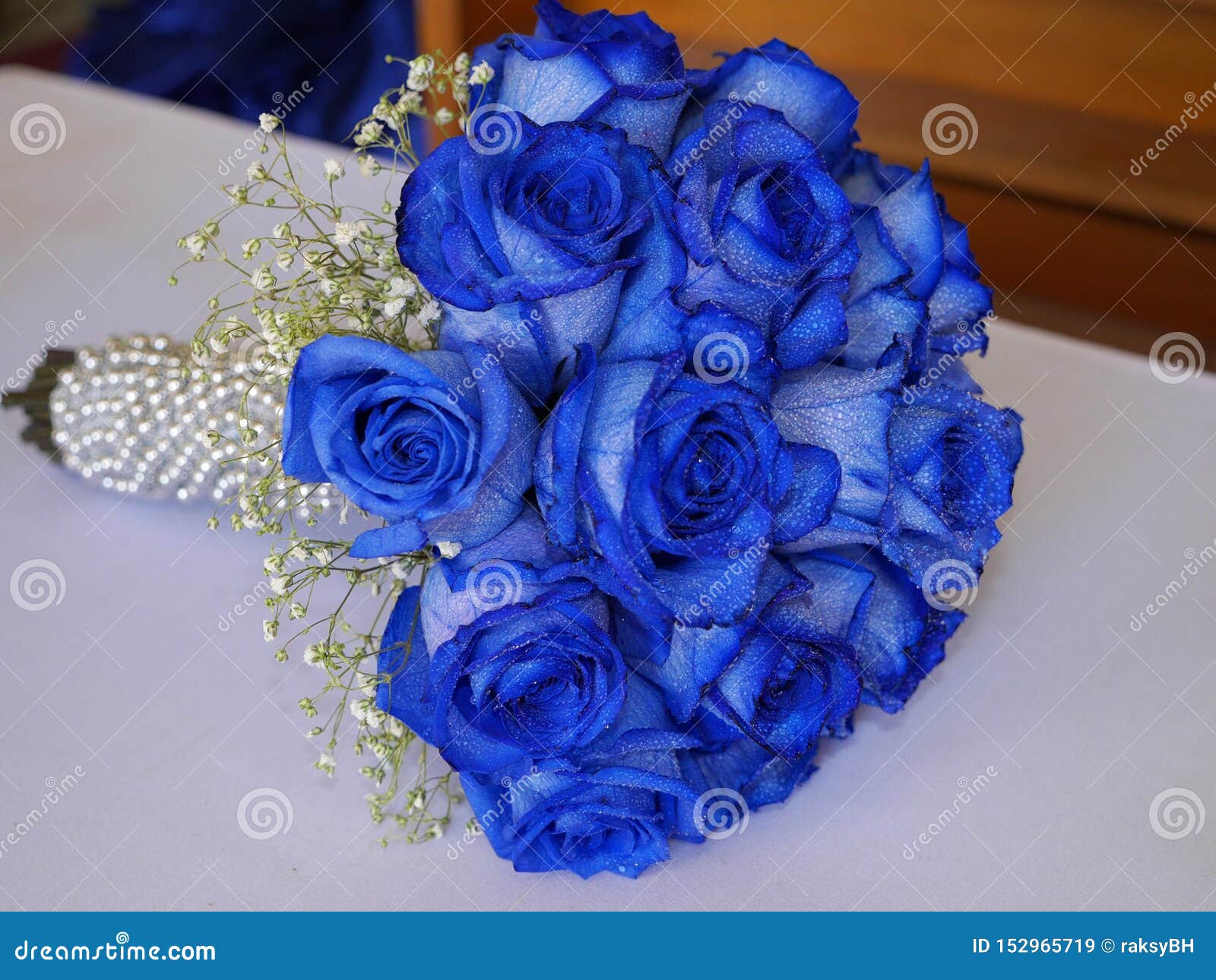 Ramo De La Boda De Rosas Azules Imagen de archivo - Imagen de novia,  elegancia: 152965719