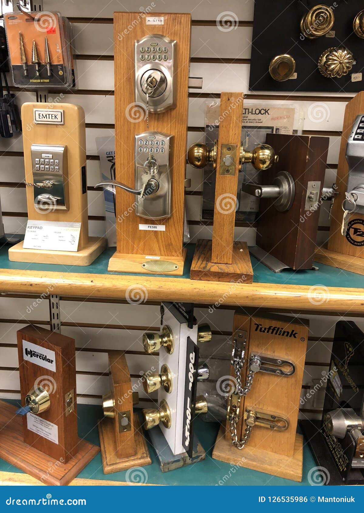 Random Locks at Locksmith Shop Editorial Photo Image of keys, combinations 126535986