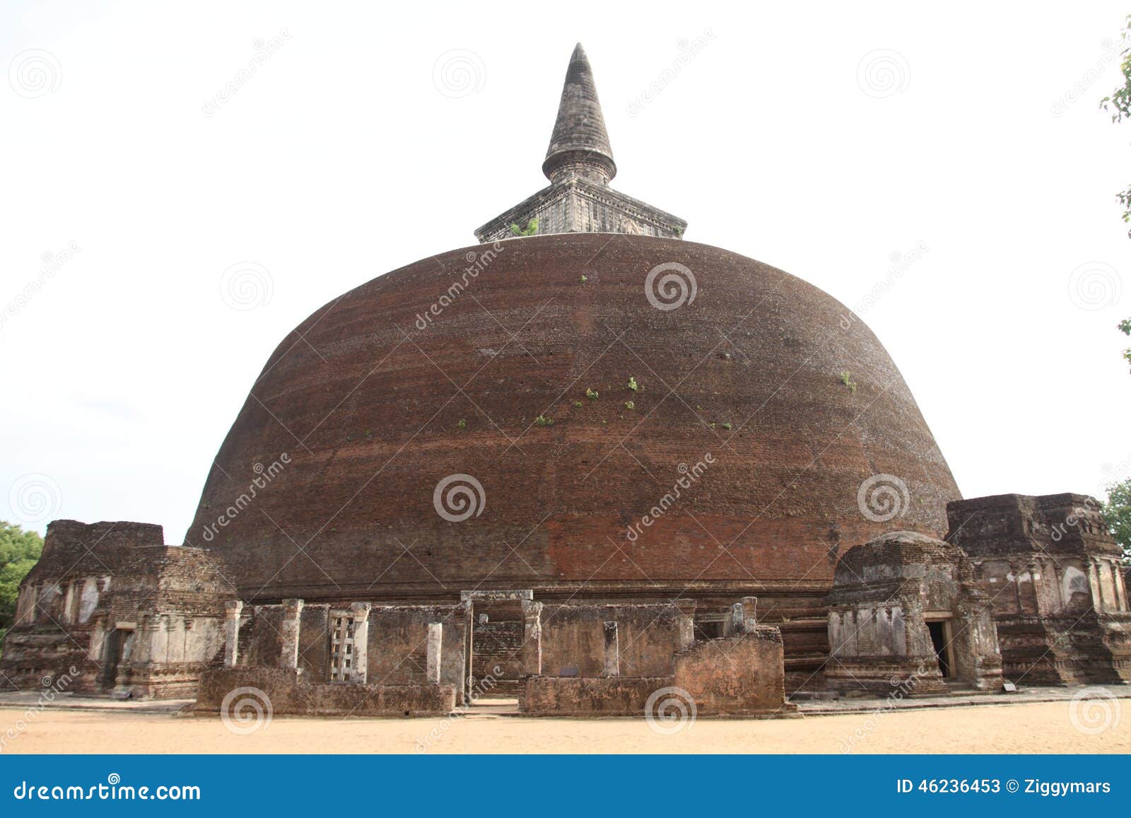 rankoth vehera in polonnaruwa