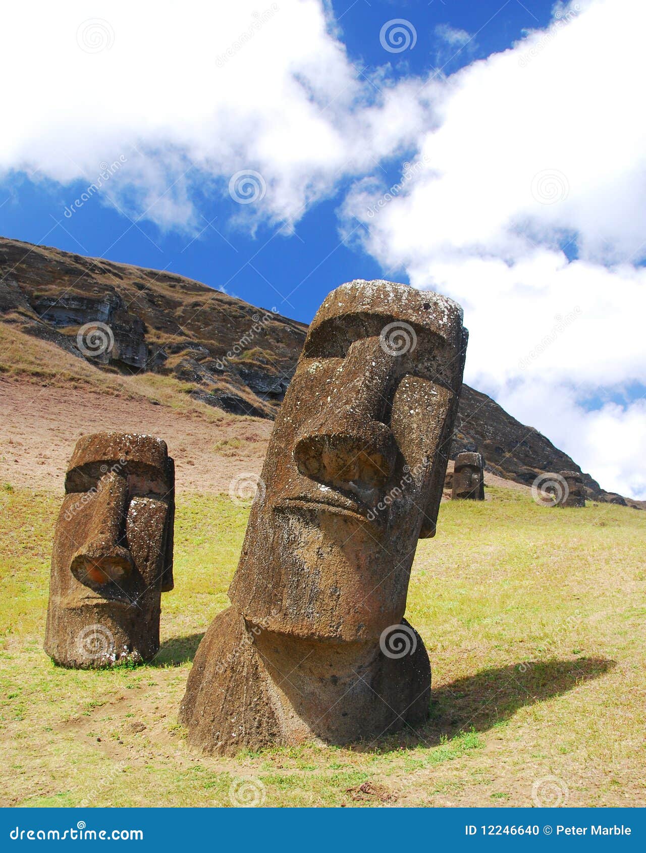 rano raraku moai