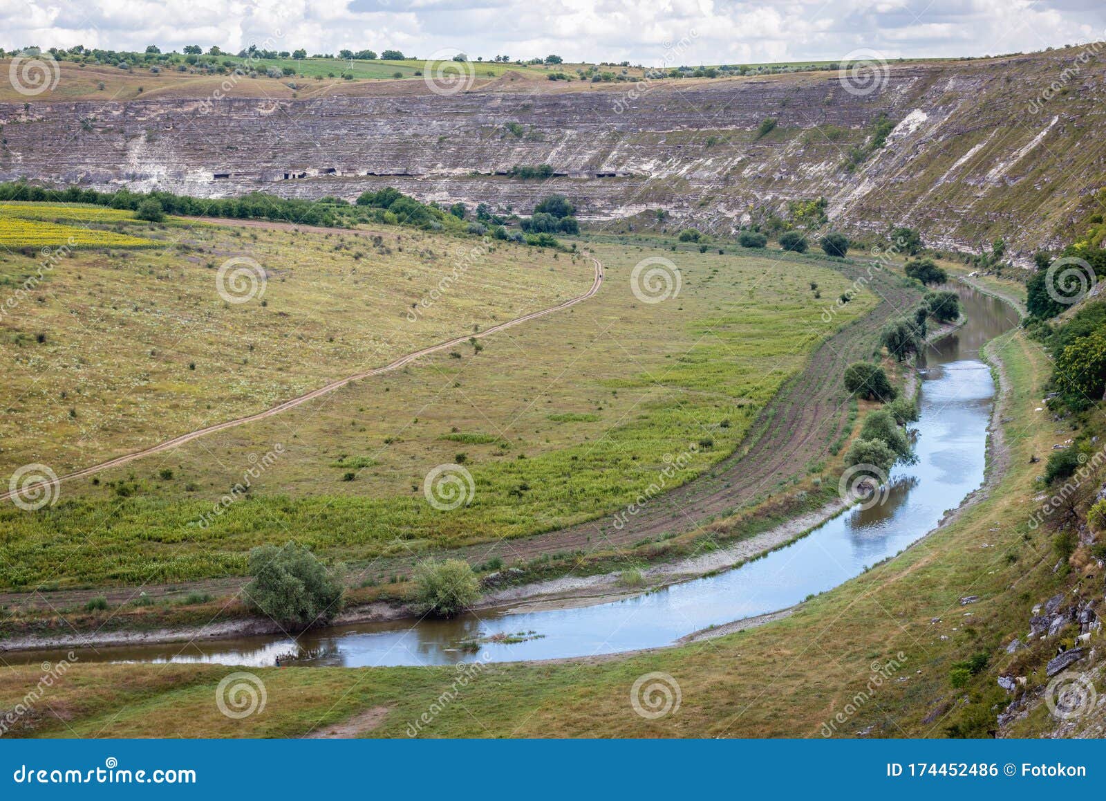 raut river in moldova