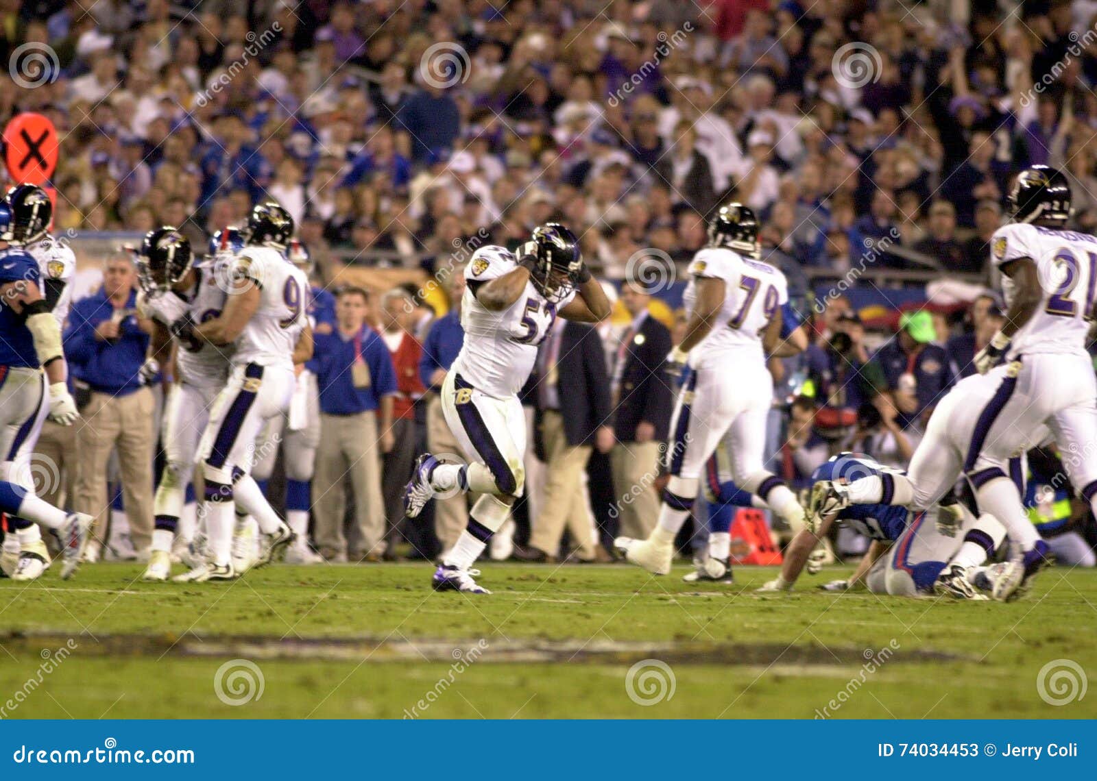 Ravens Celebrate Winning SB XXXV Editorial Stock Photo - Image of defense,  helmet: 74034453
