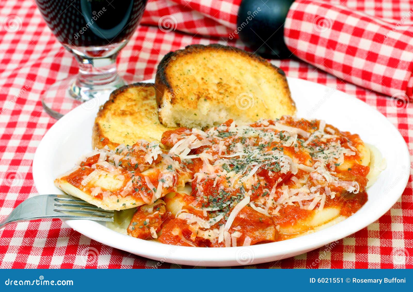 Ravioli and Garlic Bread stock image. Image of tomato 6021551