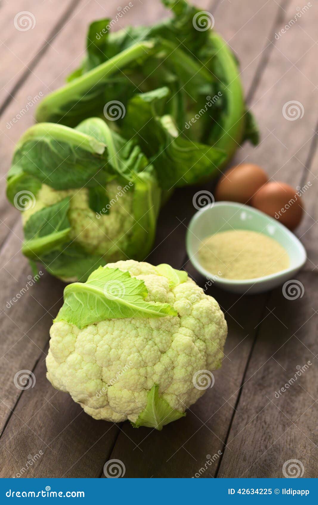 Raw Cauliflower stock image. Image of ripe, fresh, cauliflower 42634225