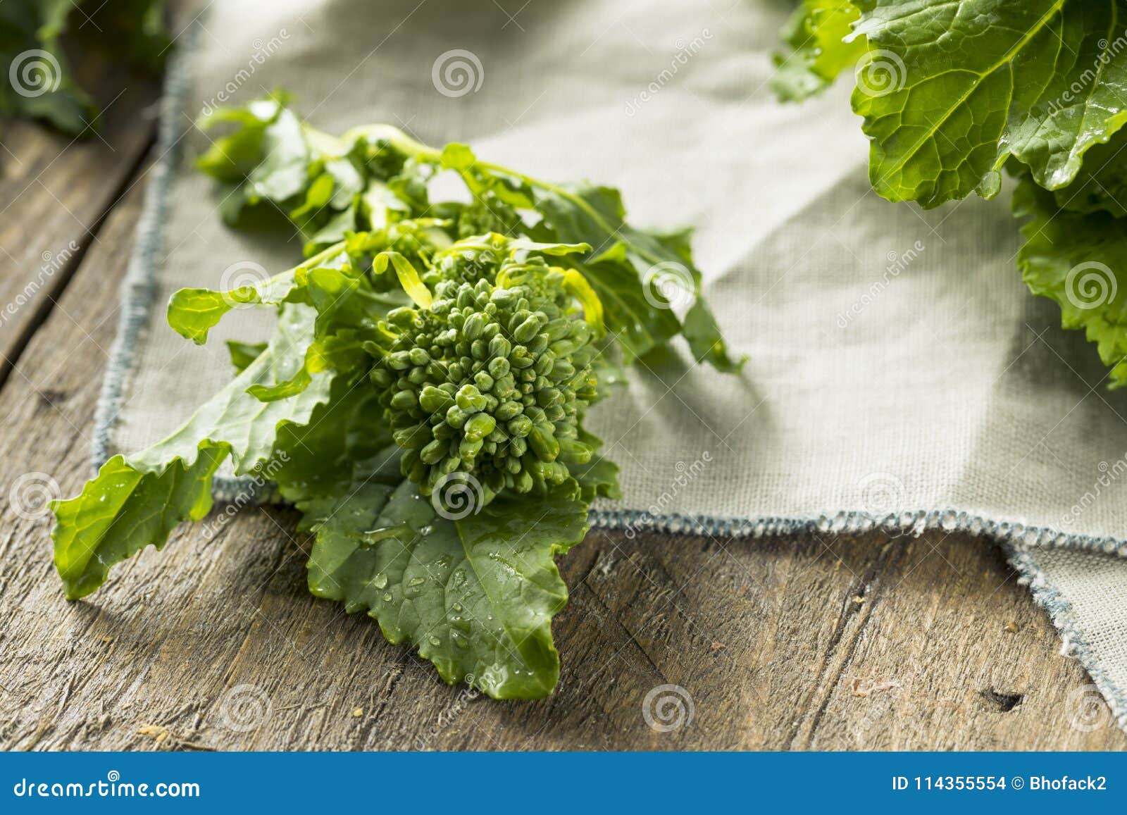 raw green organic broccoli rabe