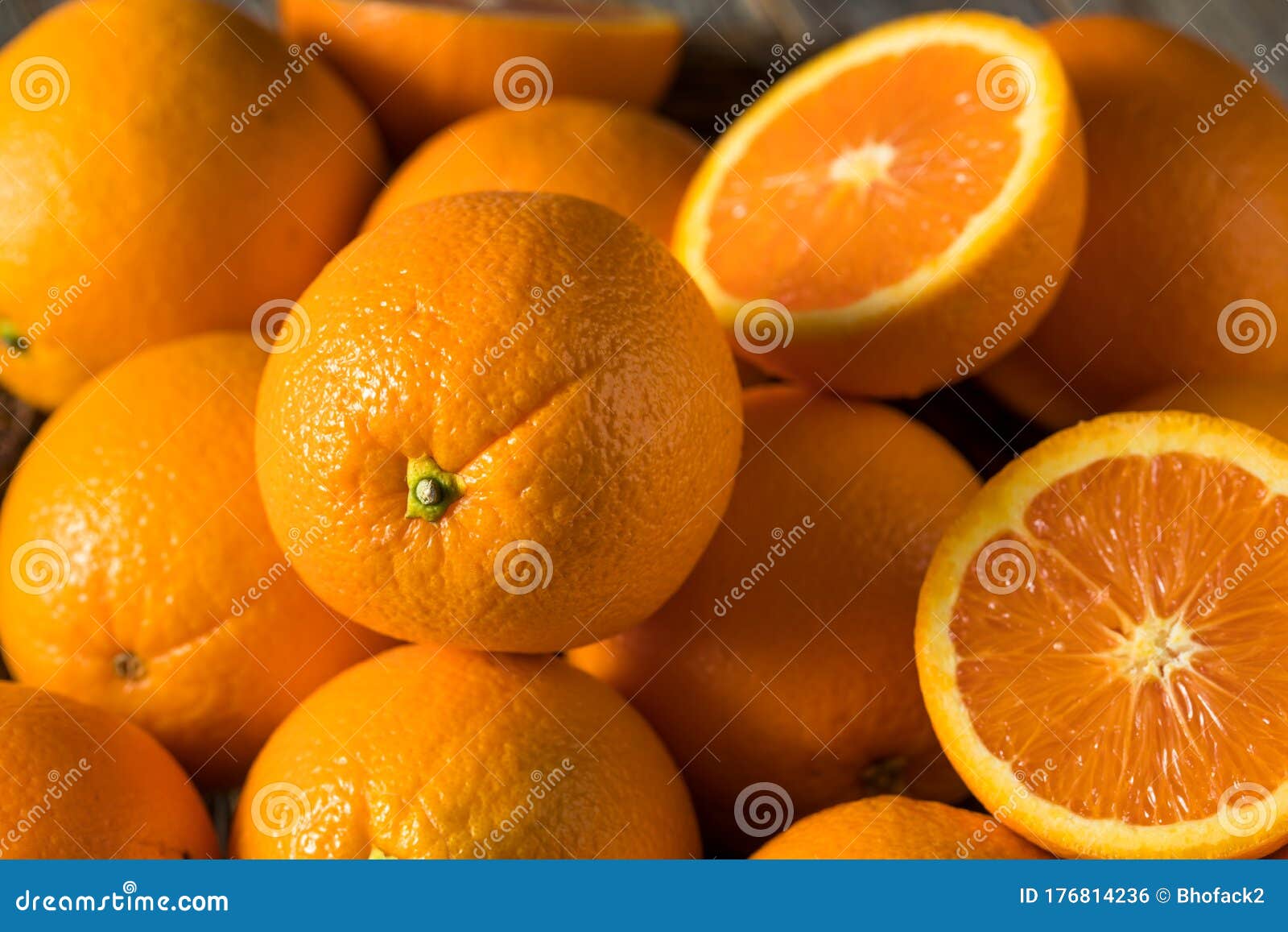raw organic cara navel oranges